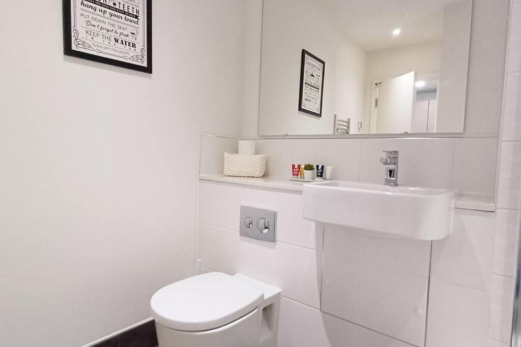Stylish Modern 1Bed Apartment In Bedford Extérieur photo